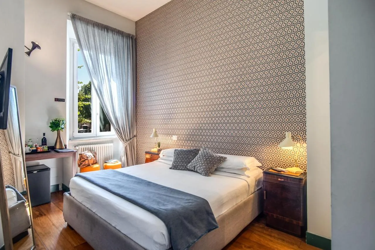 Tree Charme Trilussa Bed & Breakfast Rome