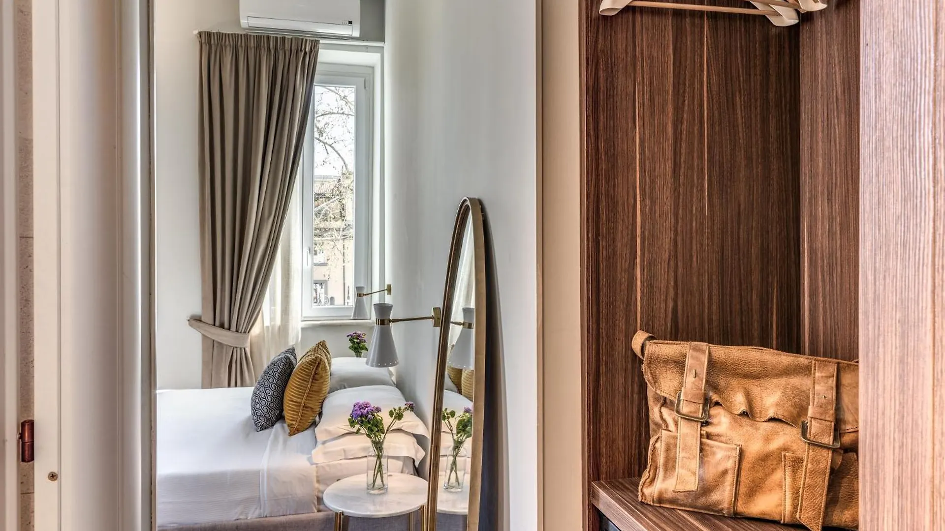 Tree Charme Trilussa Bed & Breakfast Rome