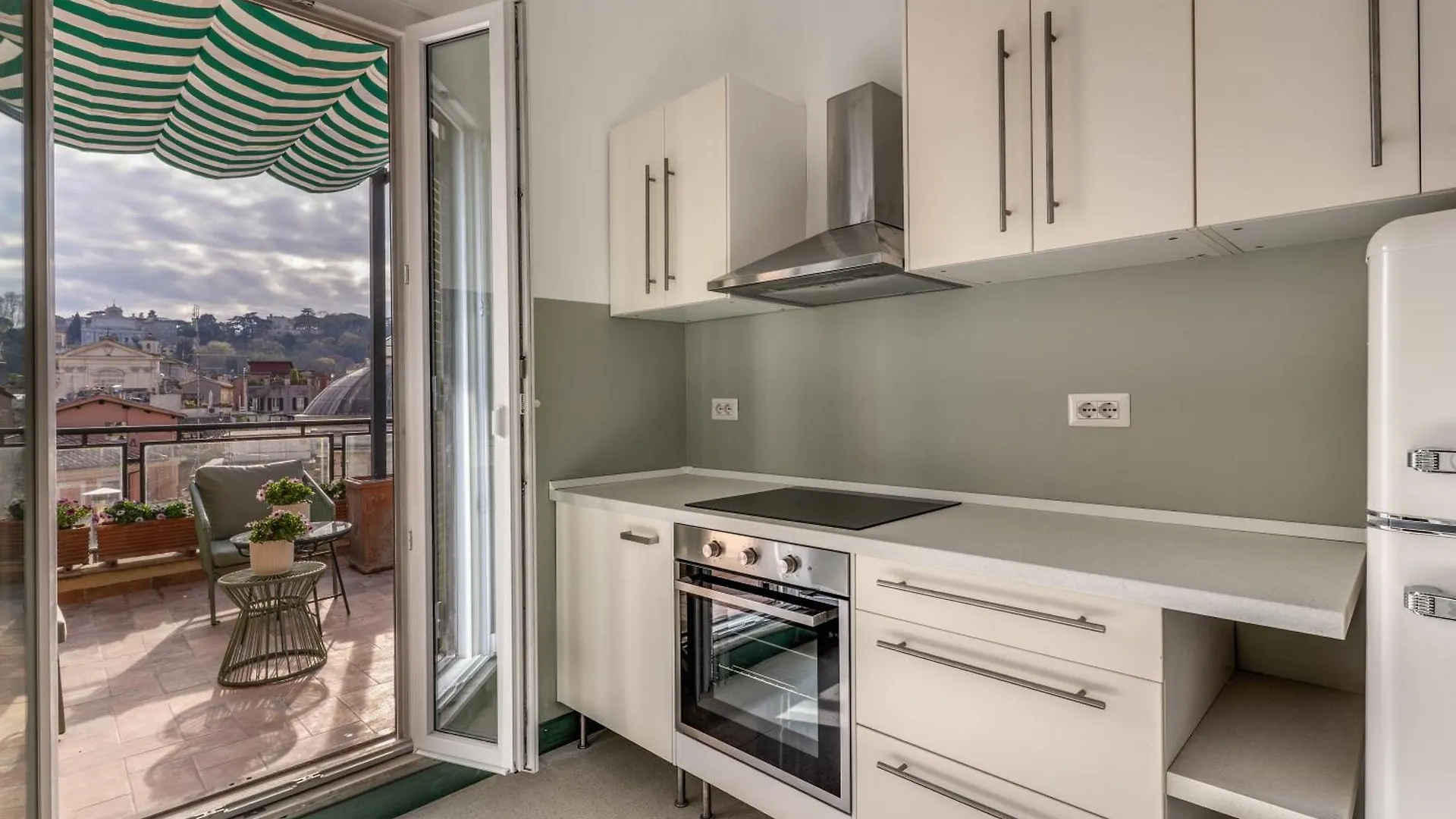 Tree Charme Trilussa Bed & Breakfast Rome