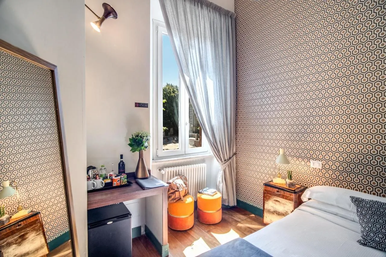 Tree Charme Trilussa Bed & Breakfast Rome Italy