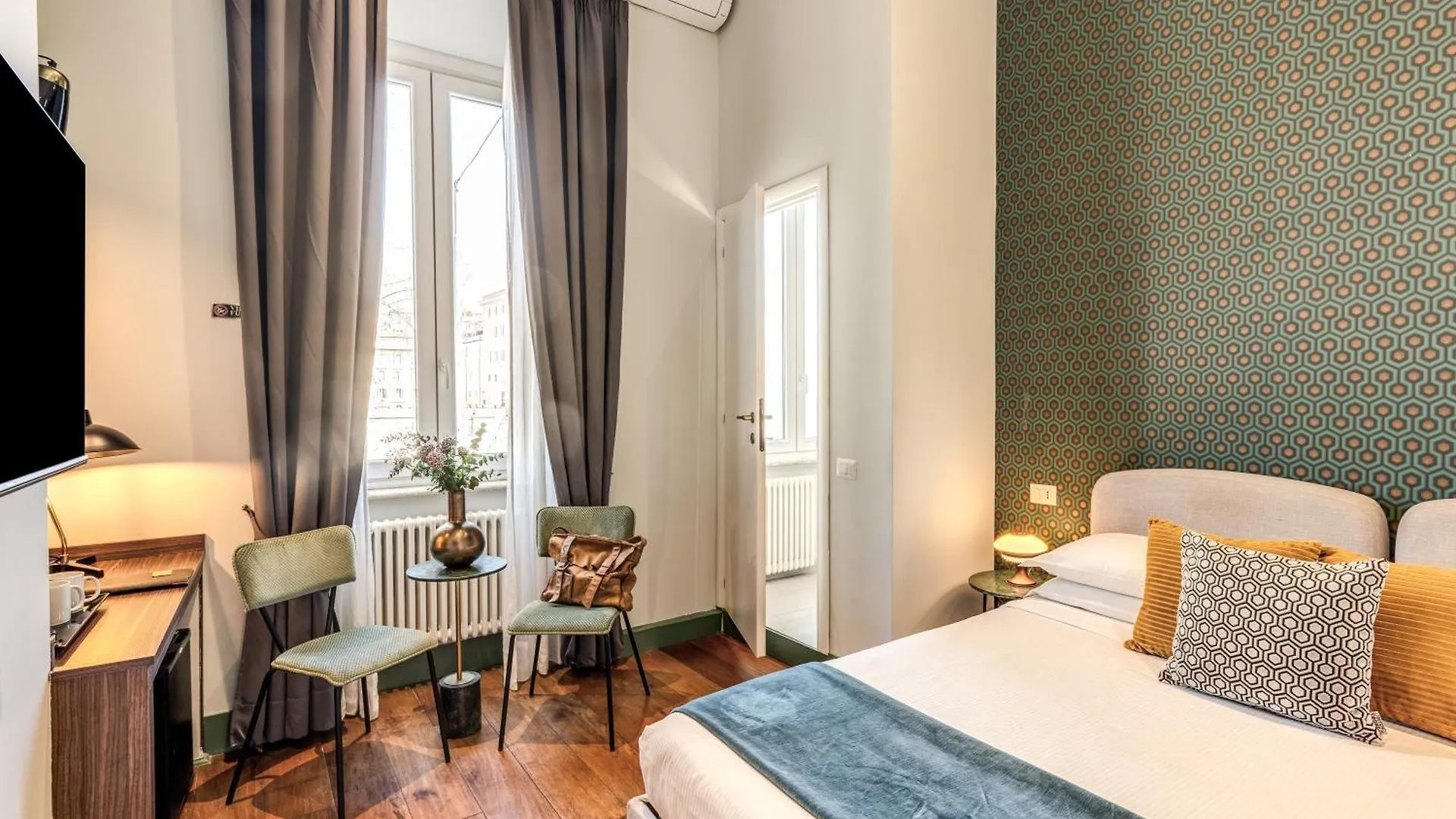 Tree Charme Trilussa Bed & Breakfast Rome Italy