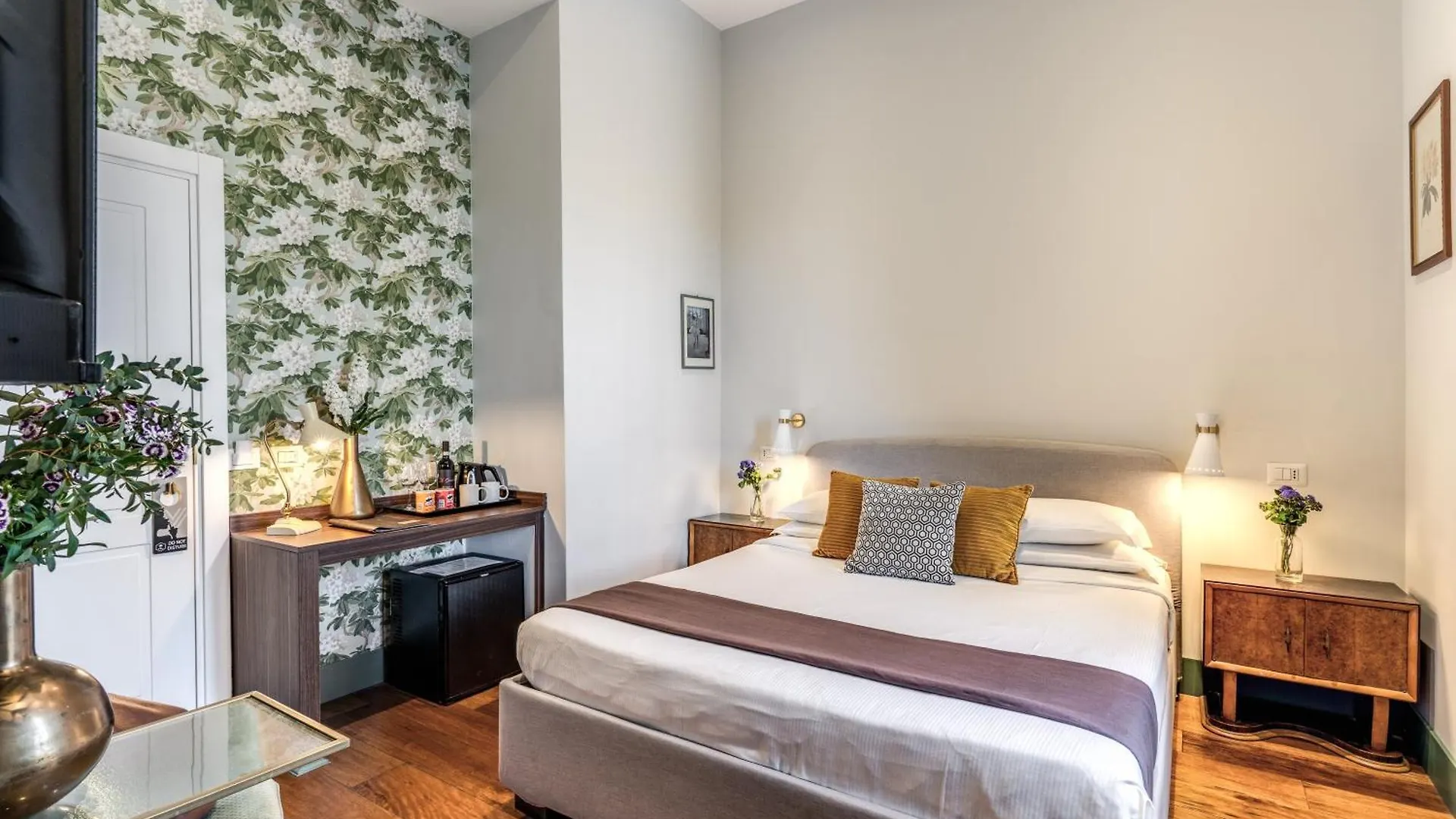 Tree Charme Trilussa Bed & Breakfast Rome 2*,