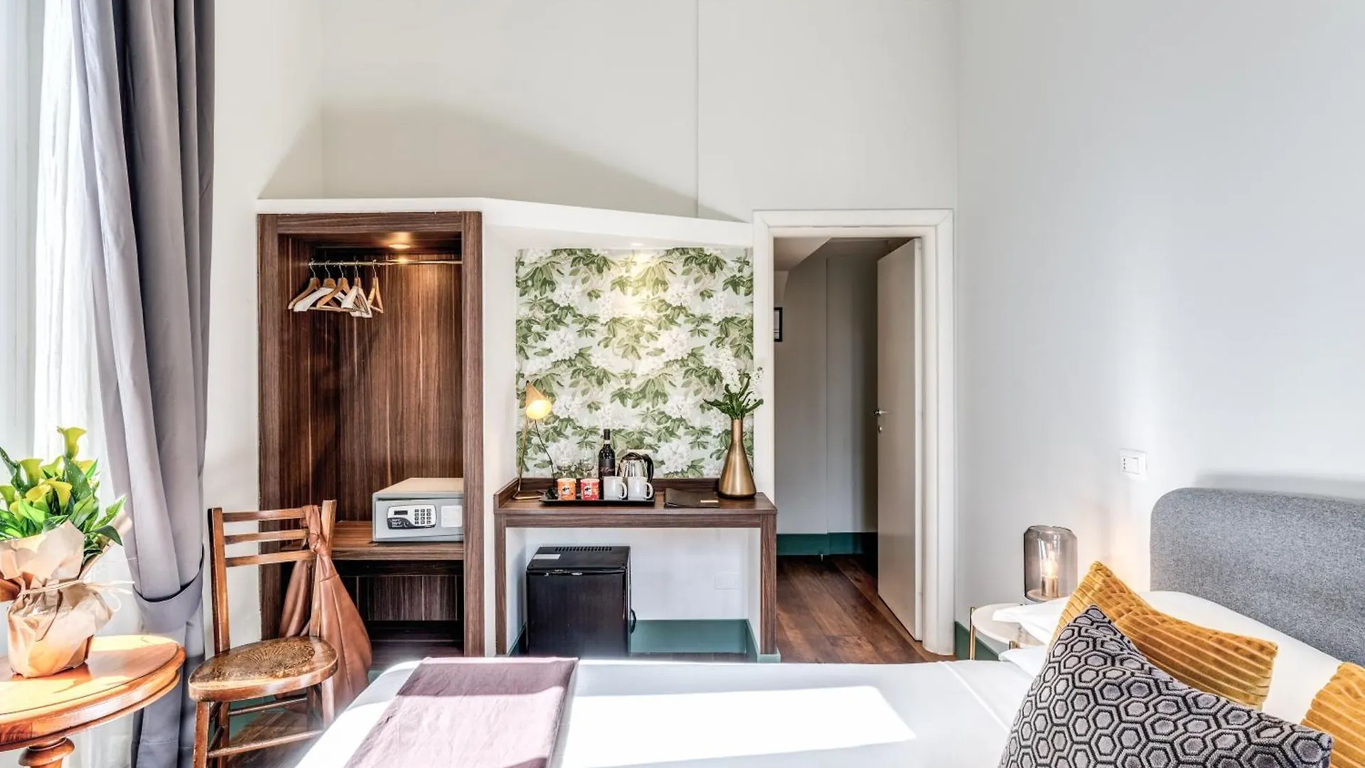 Tree Charme Trilussa Bed & Breakfast Rome