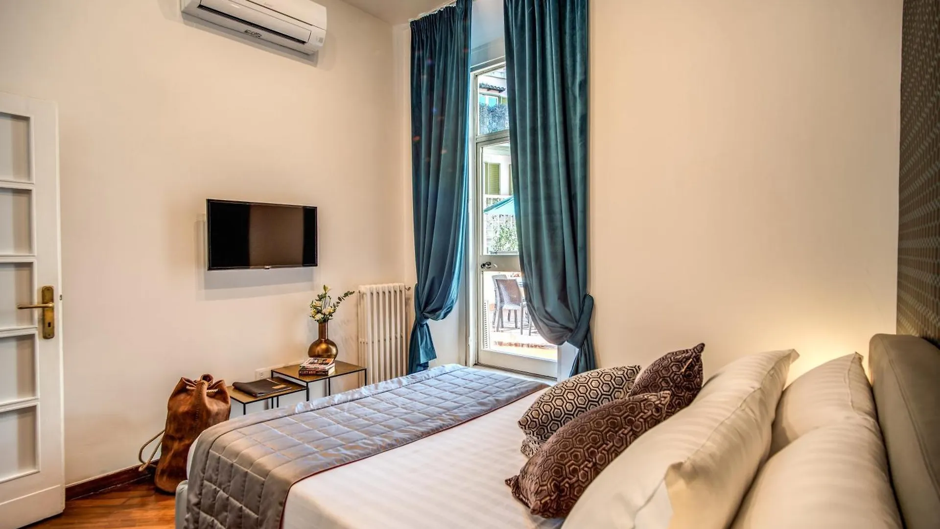 Tree Charme Trilussa Bed & Breakfast Rome