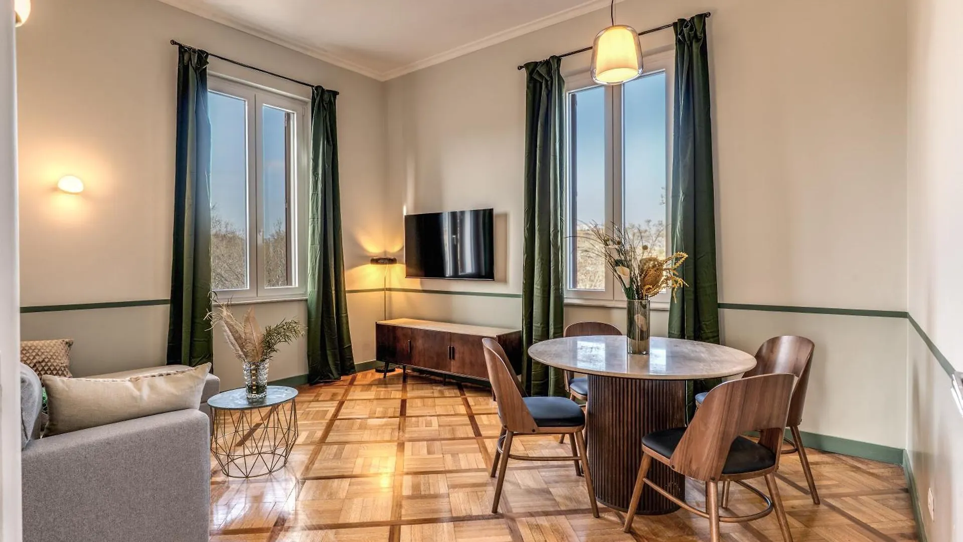 Tree Charme Trilussa Bed & Breakfast Rome 2*,