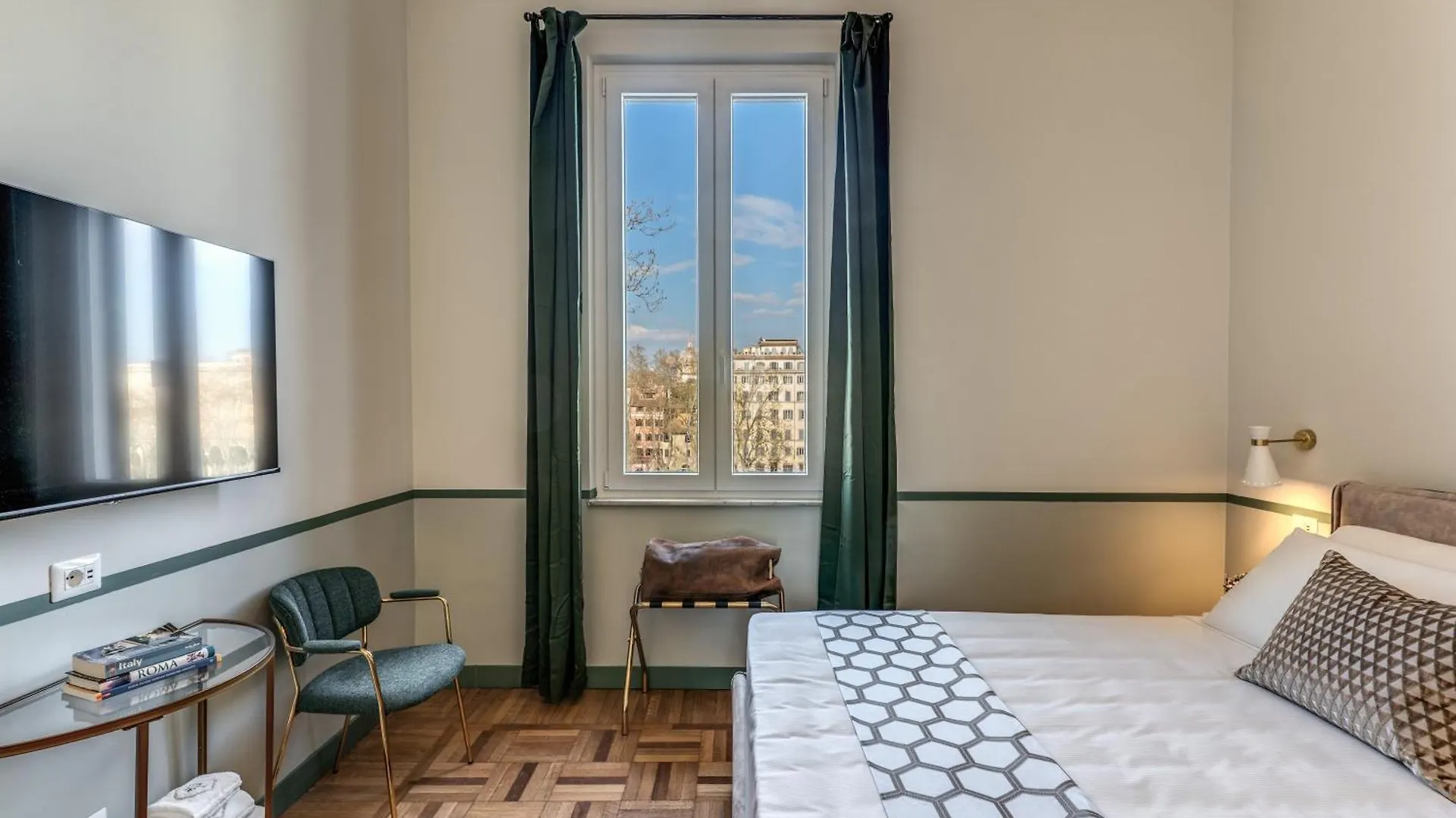 Tree Charme Trilussa Bed & Breakfast Rome
